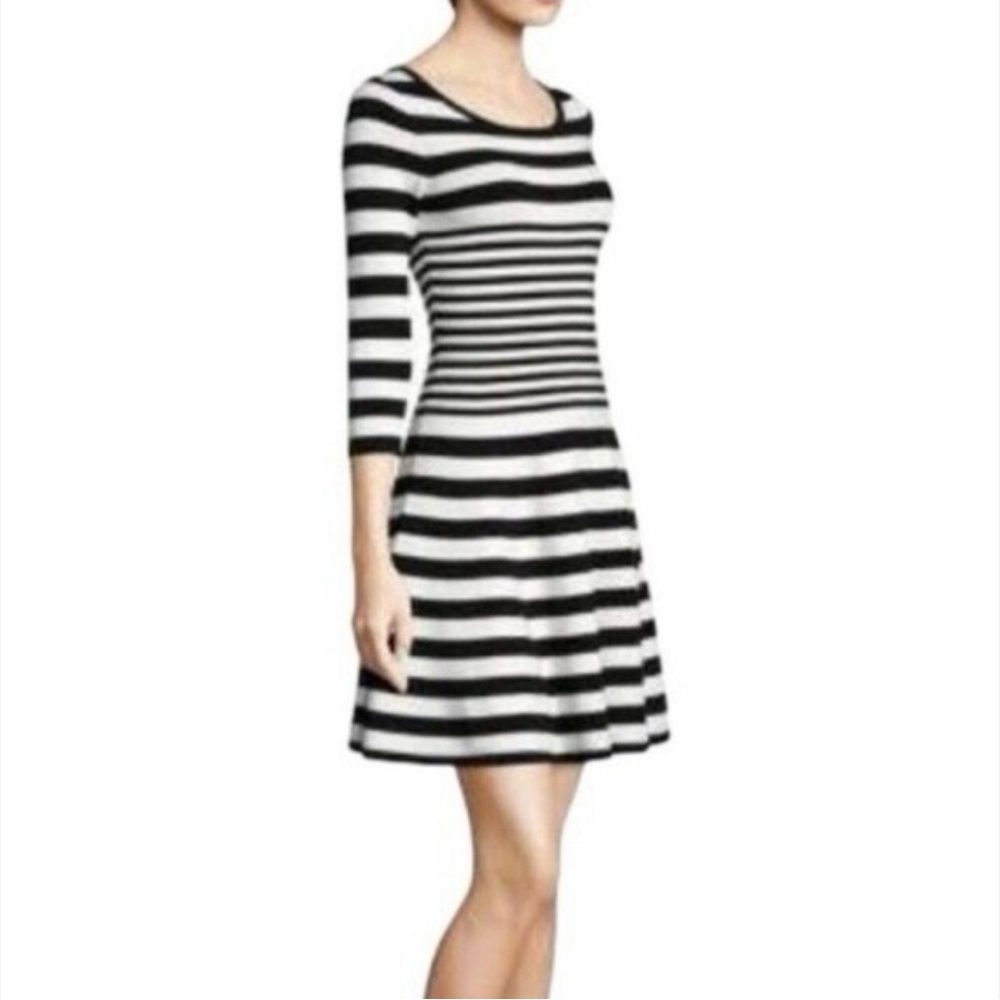 Milly fit & flare navy striped dress